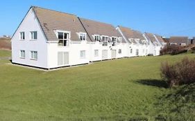 Number Seven Isallt Lodges